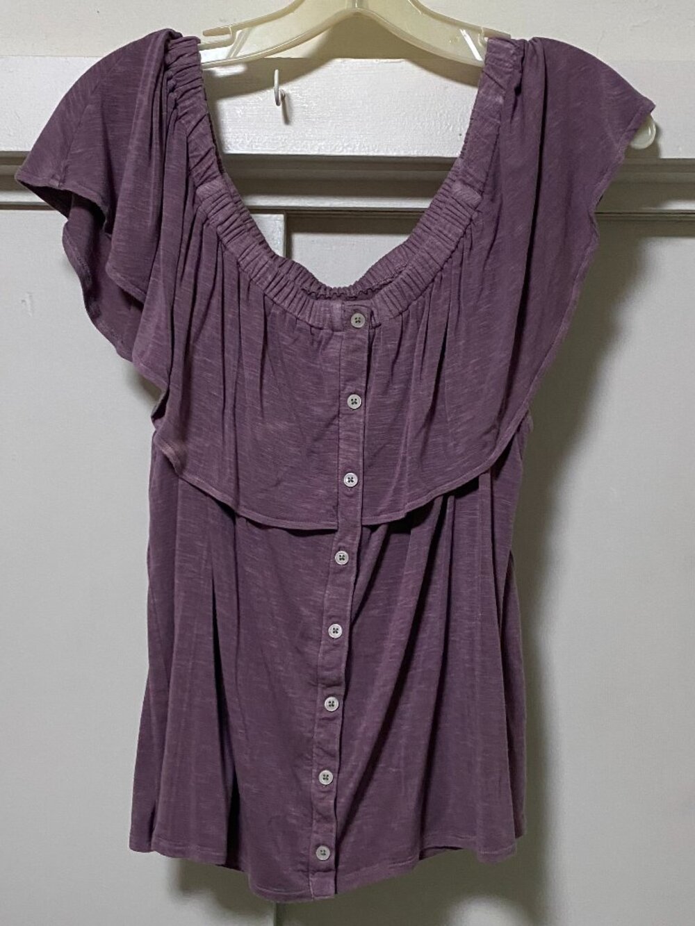 Soft & Sexy, purple/mauve top w/large stretch collar, size XL